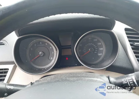 2014 Hyundai Elantra Gt z USA, uszkodzony, nr VIN KMHD35LHXEU212522